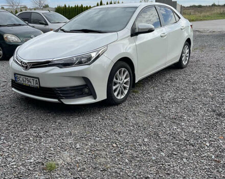 Білий Тойота Королла, об'ємом двигуна 1.6 л та пробігом 45 тис. км за 12400 $, фото 4 на Automoto.ua