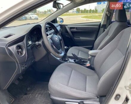 Белый Тойота Королла, объемом двигателя 1.6 л и пробегом 285 тыс. км за 10500 $, фото 17 на Automoto.ua