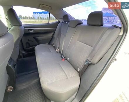 Белый Тойота Королла, объемом двигателя 1.6 л и пробегом 285 тыс. км за 10500 $, фото 24 на Automoto.ua