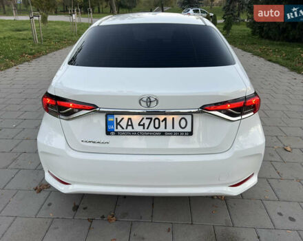 Белый Тойота Королла, объемом двигателя 1.6 л и пробегом 70 тыс. км за 15500 $, фото 9 на Automoto.ua