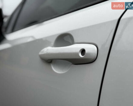 Белый Тойота Королла, объемом двигателя 1.6 л и пробегом 73 тыс. км за 16900 $, фото 10 на Automoto.ua
