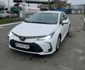 Білий Тойота Королла, об'ємом двигуна 1.6 л та пробігом 88 тис. км за 15800 $, фото 1 на Automoto.ua