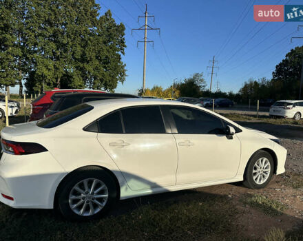 Тойота Королла 2019 в Полтаве на Automoto.ua Белый Тойота Королла, объемом двигателя 1.6 л и пробегом 125 тыс. км за 18000 $, фото 5 на Automoto.ua