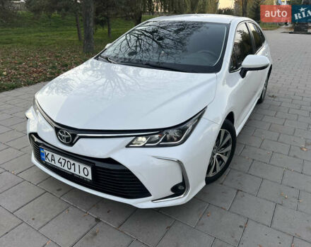 Белый Тойота Королла, объемом двигателя 1.6 л и пробегом 69 тыс. км за 16700 $, фото 2 на Automoto.ua