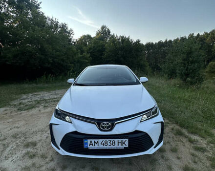 Білий Тойота Королла, об'ємом двигуна 1.6 л та пробігом 116 тис. км за 15500 $, фото 1 на Automoto.ua
