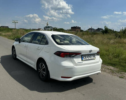 Білий Тойота Королла, об'ємом двигуна 1.6 л та пробігом 75 тис. км за 16500 $, фото 3 на Automoto.ua