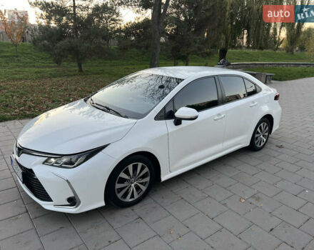 Белый Тойота Королла, объемом двигателя 1.6 л и пробегом 69 тыс. км за 16700 $, фото 4 на Automoto.ua