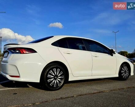 Білий Тойота Королла, об'ємом двигуна 1.6 л та пробігом 117 тис. км за 14900 $, фото 14 на Automoto.ua