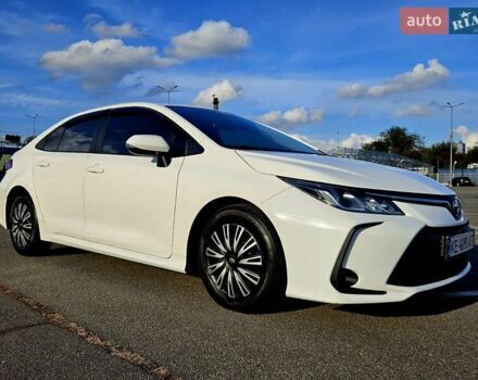 Білий Тойота Королла, об'ємом двигуна 1.6 л та пробігом 117 тис. км за 14900 $, фото 16 на Automoto.ua