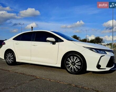 Білий Тойота Королла, об'ємом двигуна 1.6 л та пробігом 117 тис. км за 14900 $, фото 15 на Automoto.ua