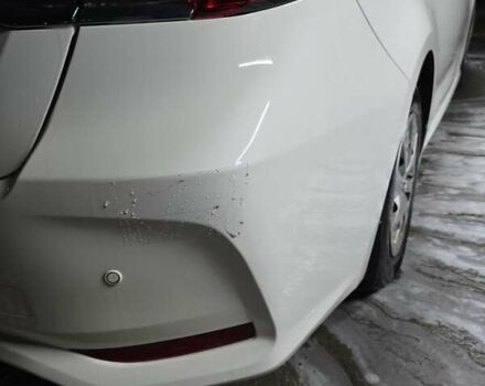 Белый Тойота Королла, объемом двигателя 1.6 л и пробегом 121 тыс. км за 16500 $, фото 6 на Automoto.ua