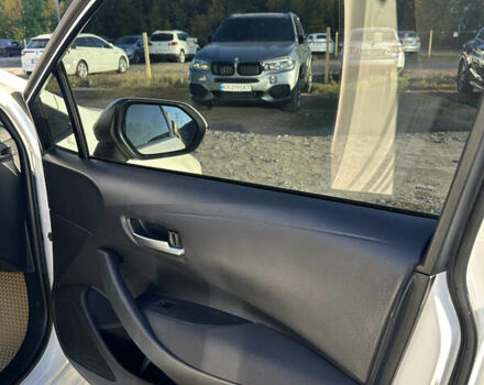 Тойота Королла 2019 в Полтаве на Automoto.ua Белый Тойота Королла, объемом двигателя 1.6 л и пробегом 125 тыс. км за 18000 $, фото 12 на Automoto.ua