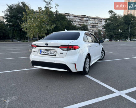 Белый Тойота Королла, объемом двигателя 1.8 л и пробегом 118 тыс. км за 18000 $, фото 5 на Automoto.ua