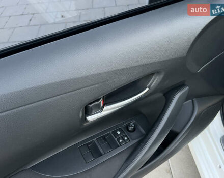 Белый Тойота Королла, объемом двигателя 1.6 л и пробегом 69 тыс. км за 16700 $, фото 23 на Automoto.ua