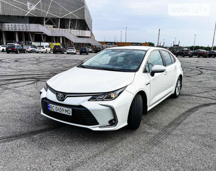 Белый Тойота Королла, объемом двигателя 1.8 л и пробегом 130 тыс. км за 19999 $, фото 10 на Automoto.ua