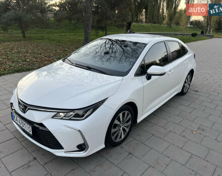 Белый Тойота Королла, объемом двигателя 1.6 л и пробегом 69 тыс. км за 16700 $, фото 3 на Automoto.ua