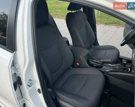 Белый Тойота Королла, объемом двигателя 1.6 л и пробегом 70 тыс. км за 15500 $, фото 22 на Automoto.ua