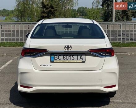 Белый Тойота Королла, объемом двигателя 1.6 л и пробегом 123 тыс. км за 14800 $, фото 6 на Automoto.ua