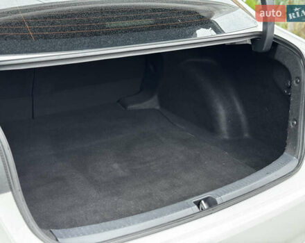 Белый Тойота Королла, объемом двигателя 1.6 л и пробегом 73 тыс. км за 16900 $, фото 34 на Automoto.ua