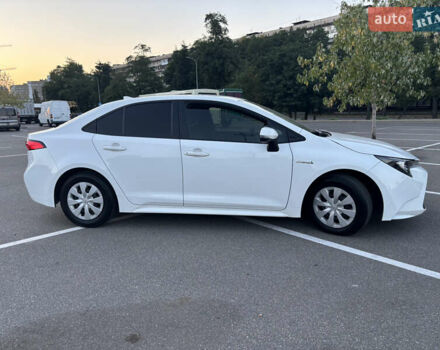 Белый Тойота Королла, объемом двигателя 1.8 л и пробегом 118 тыс. км за 18000 $, фото 3 на Automoto.ua