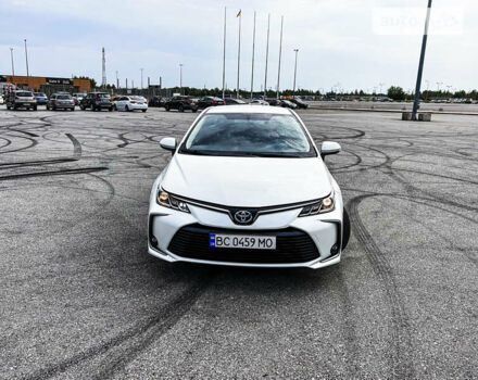 Белый Тойота Королла, объемом двигателя 1.8 л и пробегом 130 тыс. км за 19999 $, фото 9 на Automoto.ua