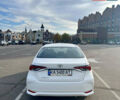 Білий Тойота Королла, об'ємом двигуна 1.6 л та пробігом 43 тис. км за 17000 $, фото 4 на Automoto.ua