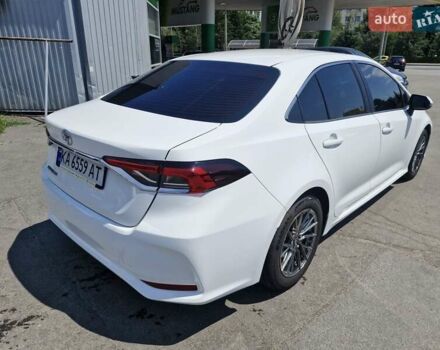 Белый Тойота Королла, объемом двигателя 1.6 л и пробегом 49 тыс. км за 18950 $, фото 2 на Automoto.ua