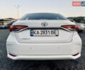 Белый Тойота Королла, объемом двигателя 1.6 л и пробегом 70 тыс. км за 15400 $, фото 3 на Automoto.ua