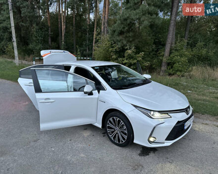 Белый Тойота Королла, объемом двигателя 1.8 л и пробегом 29 тыс. км за 24850 $, фото 37 на Automoto.ua