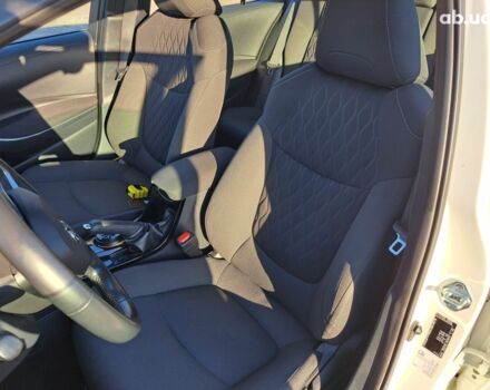 Белый Тойота Королла, объемом двигателя 0 л и пробегом 119 тыс. км за 15800 $, фото 10 на Automoto.ua