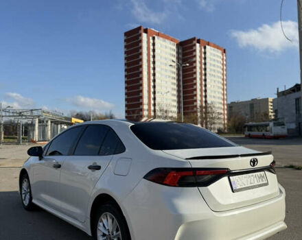 Білий Тойота Королла, об'ємом двигуна 1.8 л та пробігом 170 тис. км за 19500 $, фото 3 на Automoto.ua
