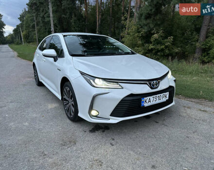 Белый Тойота Королла, объемом двигателя 1.8 л и пробегом 29 тыс. км за 24850 $, фото 11 на Automoto.ua