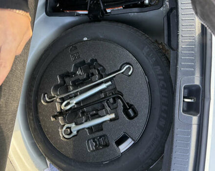 Білий Тойота Королла, об'ємом двигуна 1.8 л та пробігом 170 тис. км за 19500 $, фото 16 на Automoto.ua