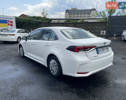Белый Тойота Королла, объемом двигателя 1.6 л и пробегом 203 тыс. км за 14200 $, фото 4 на Automoto.ua