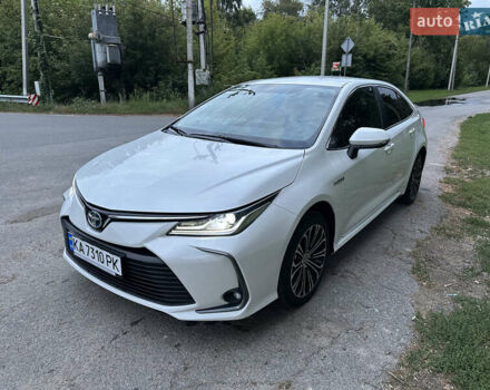 Белый Тойота Королла, объемом двигателя 1.8 л и пробегом 29 тыс. км за 24850 $, фото 1 на Automoto.ua