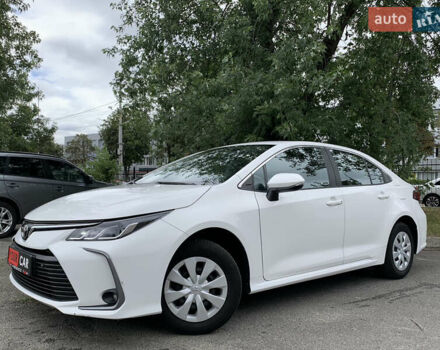 Білий Тойота Королла, об'ємом двигуна 1.6 л та пробігом 95 тис. км за 16900 $, фото 5 на Automoto.ua