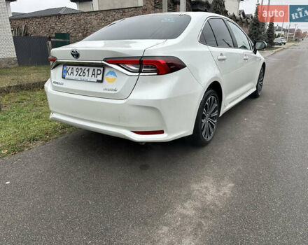 Белый Тойота Королла, объемом двигателя 1.8 л и пробегом 24 тыс. км за 25000 $, фото 4 на Automoto.ua