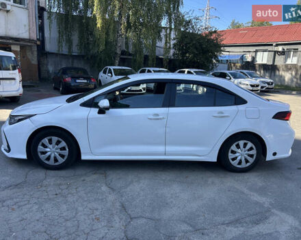 Белый Тойота Королла, объемом двигателя 1.6 л и пробегом 338 тыс. км за 15800 $, фото 3 на Automoto.ua