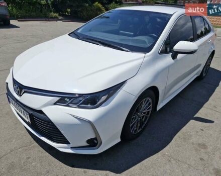 Белый Тойота Королла, объемом двигателя 1.6 л и пробегом 49 тыс. км за 18950 $, фото 1 на Automoto.ua