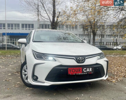 Белый Тойота Королла, объемом двигателя 1.6 л и пробегом 96 тыс. км за 16500 $, фото 3 на Automoto.ua