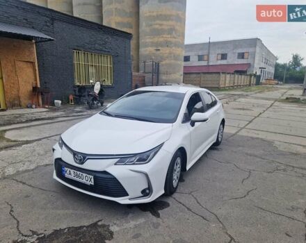 Белый Тойота Королла, объемом двигателя 1.6 л и пробегом 90 тыс. км за 15600 $, фото 1 на Automoto.ua