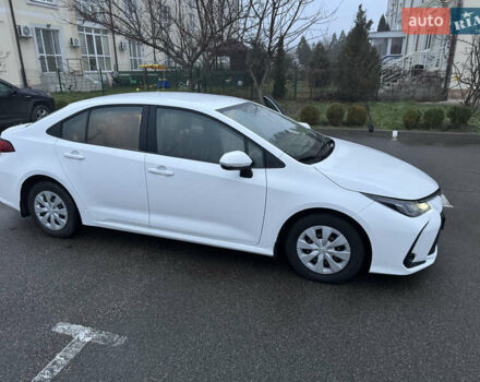 Белый Тойота Королла, объемом двигателя 1.6 л и пробегом 72 тыс. км за 16190 $, фото 1 на Automoto.ua