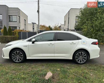 Белый Тойота Королла, объемом двигателя 1.8 л и пробегом 24 тыс. км за 25000 $, фото 7 на Automoto.ua