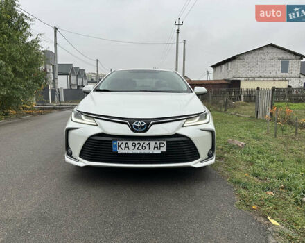 Белый Тойота Королла, объемом двигателя 1.8 л и пробегом 24 тыс. км за 25000 $, фото 1 на Automoto.ua