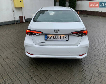 Белый Тойота Королла, объемом двигателя 1.6 л и пробегом 31 тыс. км за 15500 $, фото 3 на Automoto.ua