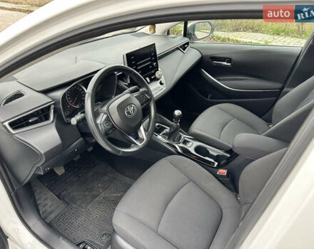 Білий Тойота Королла, об'ємом двигуна 1.6 л та пробігом 57 тис. км за 18900 $, фото 4 на Automoto.ua