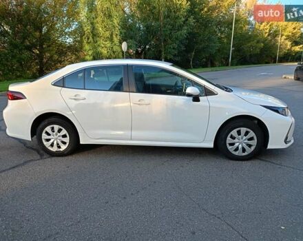 Тойота Королла 2021 в Киеве на Automoto.ua Белый Тойота Королла, объемом двигателя 1.6 л и пробегом 103 тыс. км за 16900 $, фото 6 на Automoto.ua