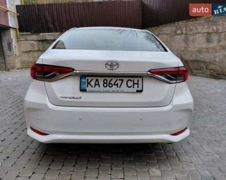 Белый Тойота Королла, объемом двигателя 1.6 л и пробегом 193 тыс. км за 15800 $, фото 5 на Automoto.ua