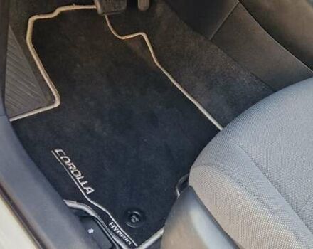 Белый Тойота Королла, объемом двигателя 1.8 л и пробегом 118 тыс. км за 18200 $, фото 17 на Automoto.ua