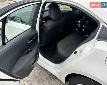 Білий Тойота Королла, об'ємом двигуна 1.6 л та пробігом 57 тис. км за 18900 $, фото 6 на Automoto.ua